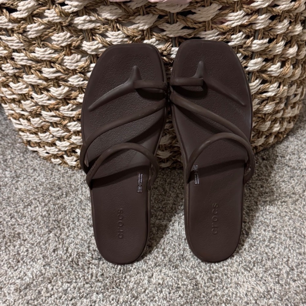 Crocs Getaway Strappy Espresso Brown Square Toe Slide Sandals Women 9